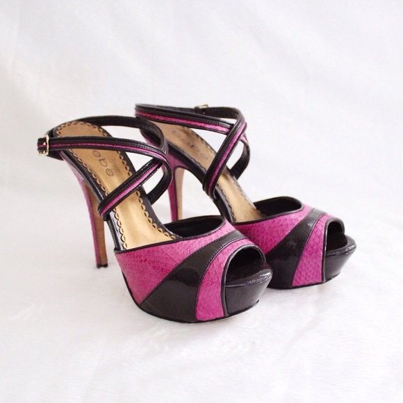Bebe Vintage Pink & Brown Cross Strap Heels - Picture 2 of 8